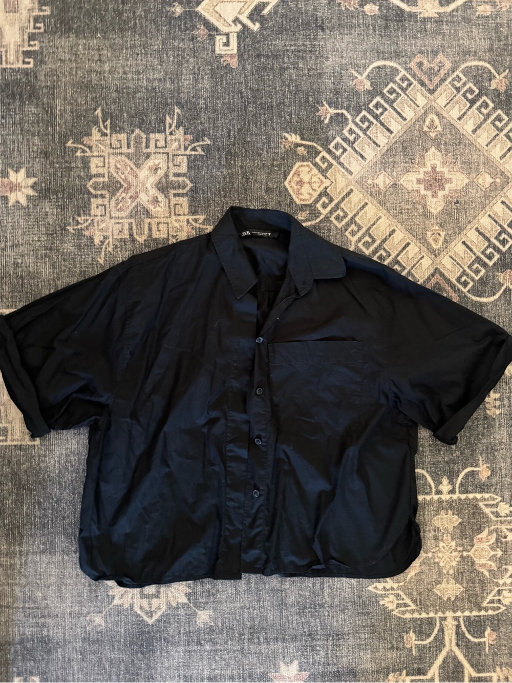 Zara Black Short-Sleeve Boxy Button-Up Shirt
